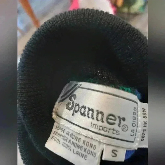 Spanner  turtleneck - Picture 3 of 4